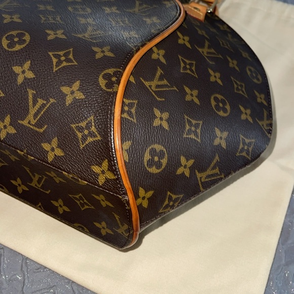 Preloved Louis Vuitton logos Ellipsi monogram hand bag great condition - Picture 3 of 15